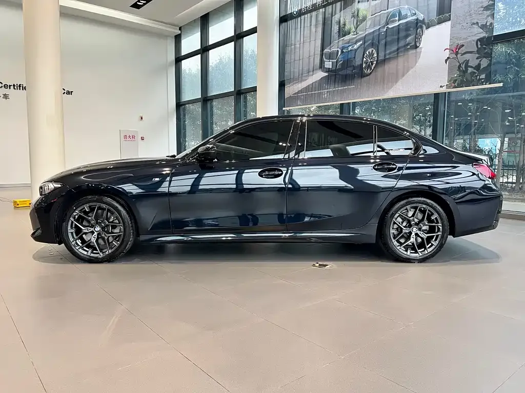 BMW 3 Series 2025 из CN, фото 7
