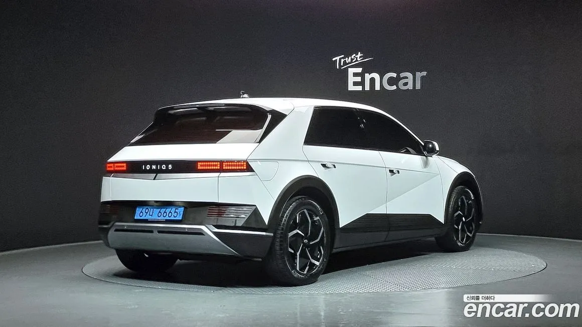 Hyundai Ioniq5 — фото 8