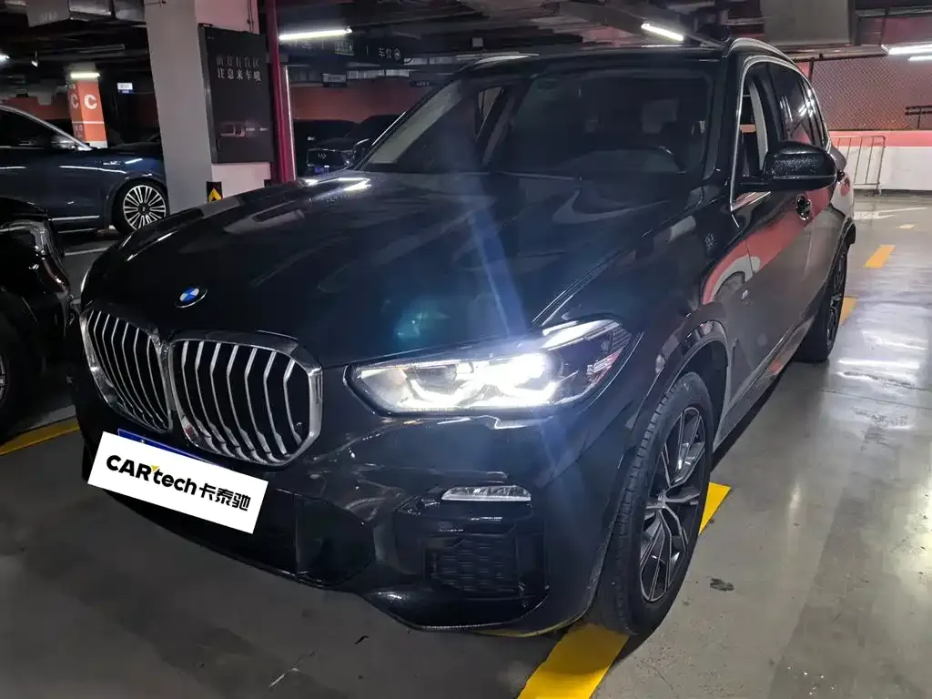 BMW X5 (Import) — фото 1