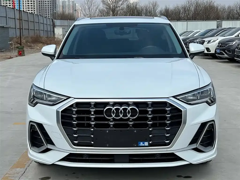 Audi Q3 — фото 5