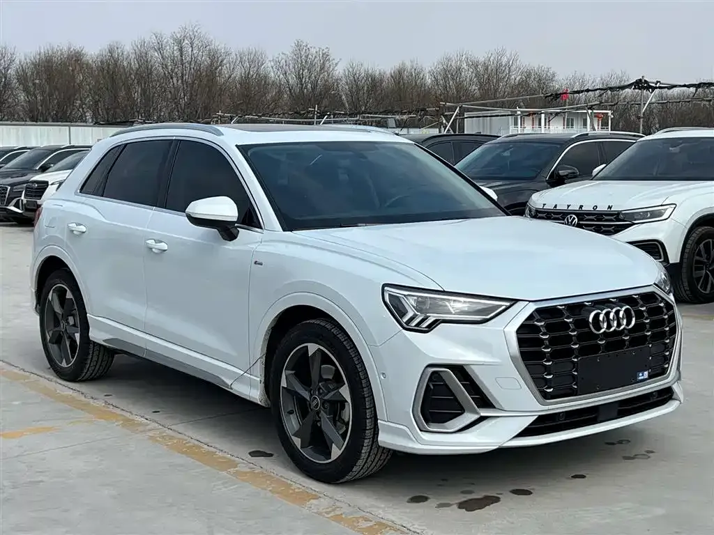 Audi Q3 — фото 4