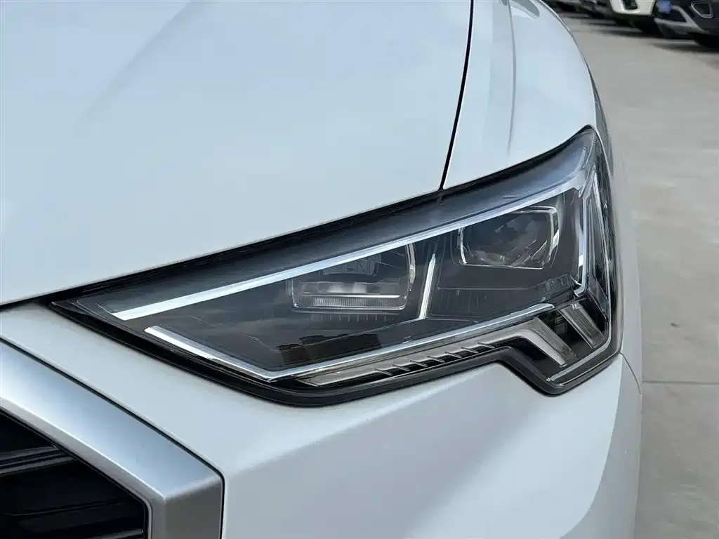 Audi Q3 — фото 2
