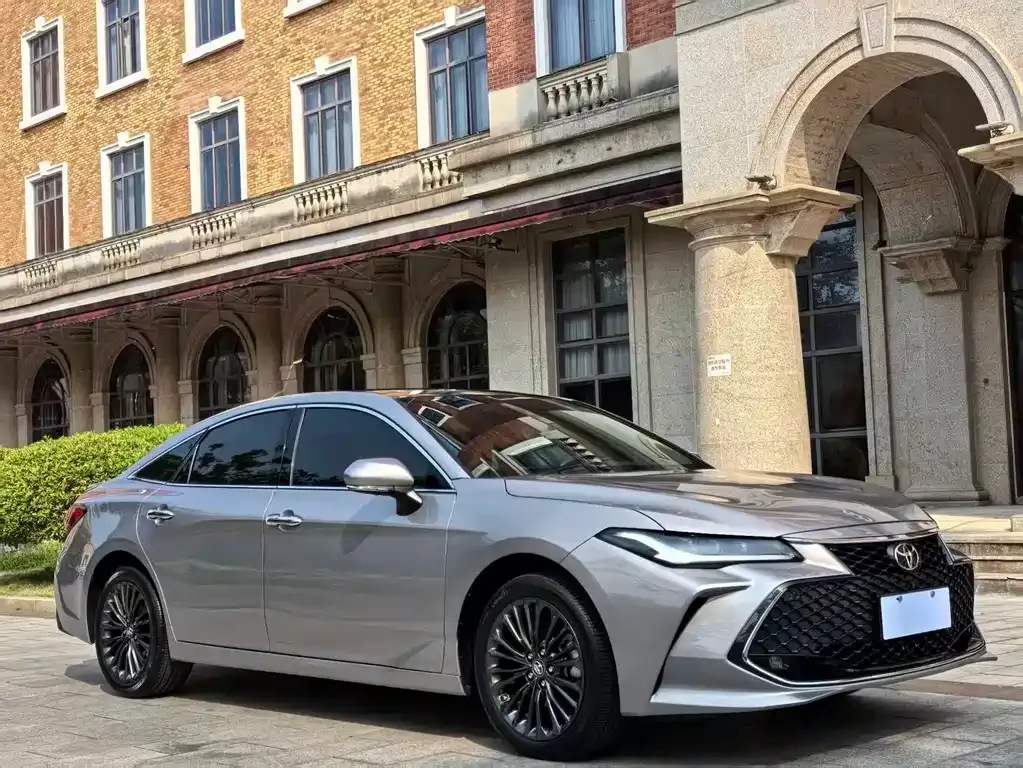 Toyota Avalon 2023 из CN, фото 6
