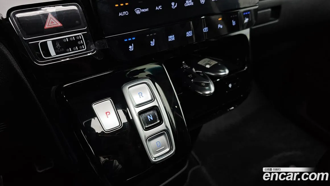 Hyundai Staria 2025 из KR, фото 10