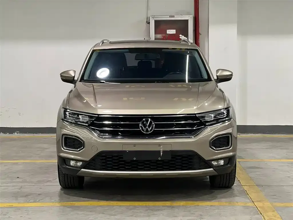 Volkswagen T-Roc — фото 5