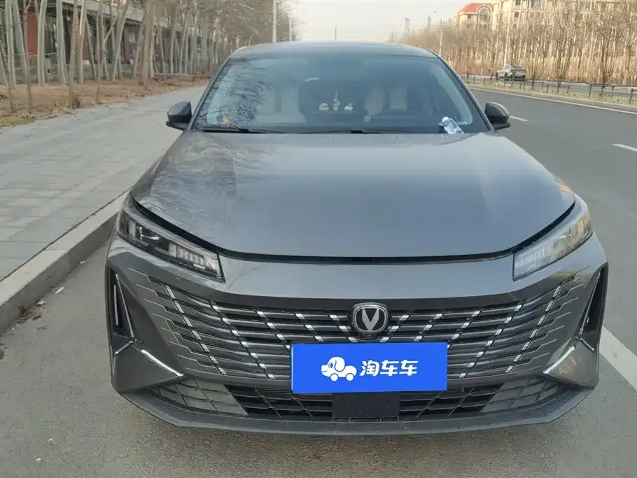 Changan Eado — фото 4