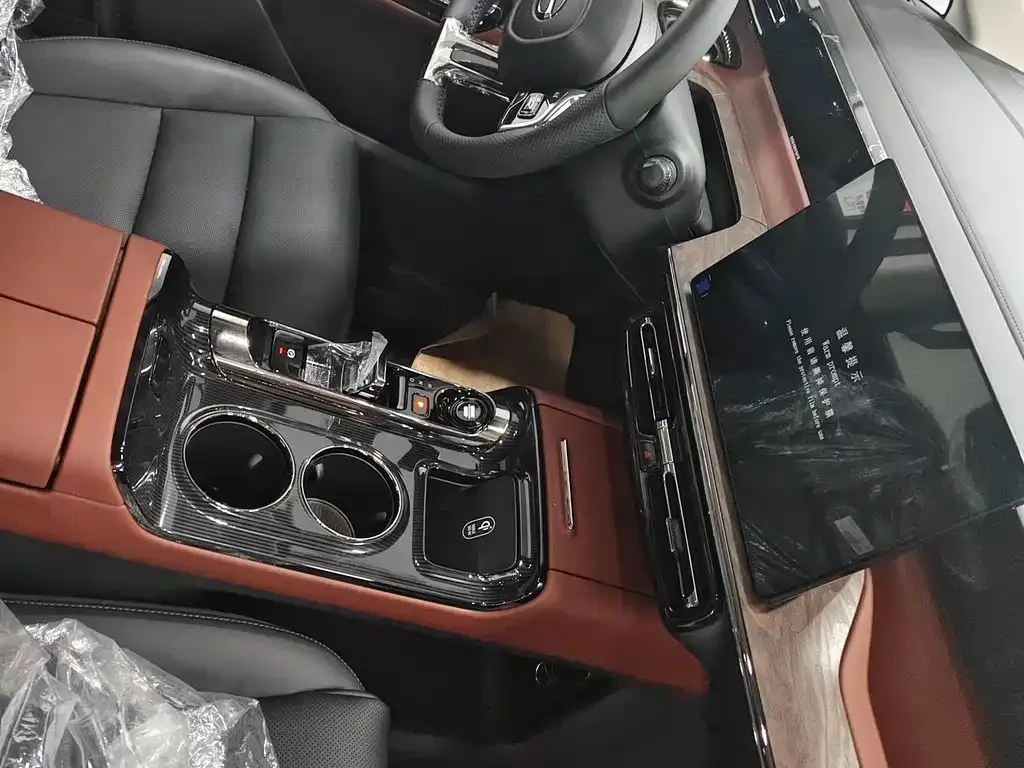 GAC Motor 传祺E8 PHEV 2026 из CN, фото 4