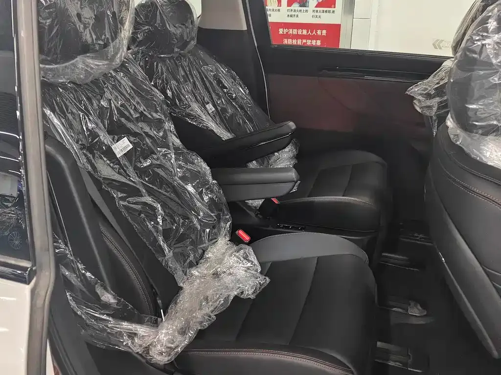 GAC Motor 传祺E8 PHEV 2026 из CN, фото 9