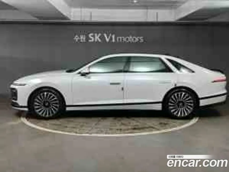 Hyundai Grandeur 2023 из KR, фото 2