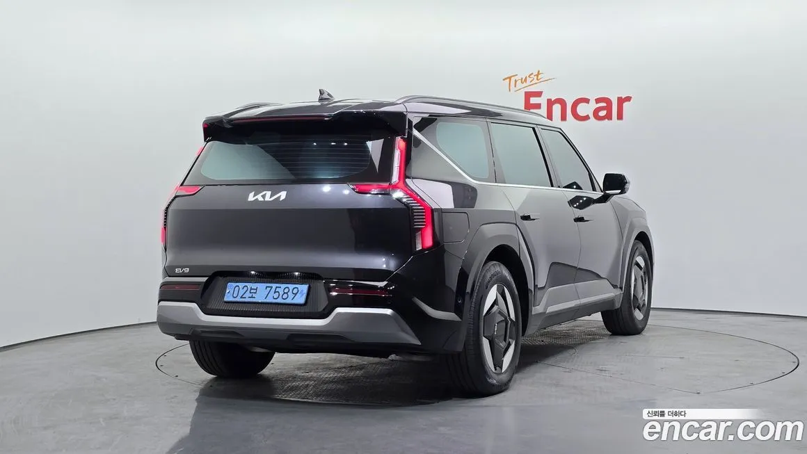 Kia EV9 2024 из KR, фото 7