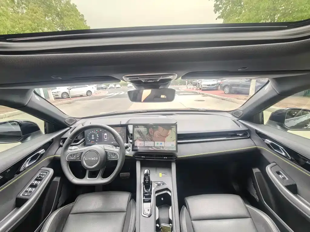 Lynk & Co 03 2023 из CN, фото 6