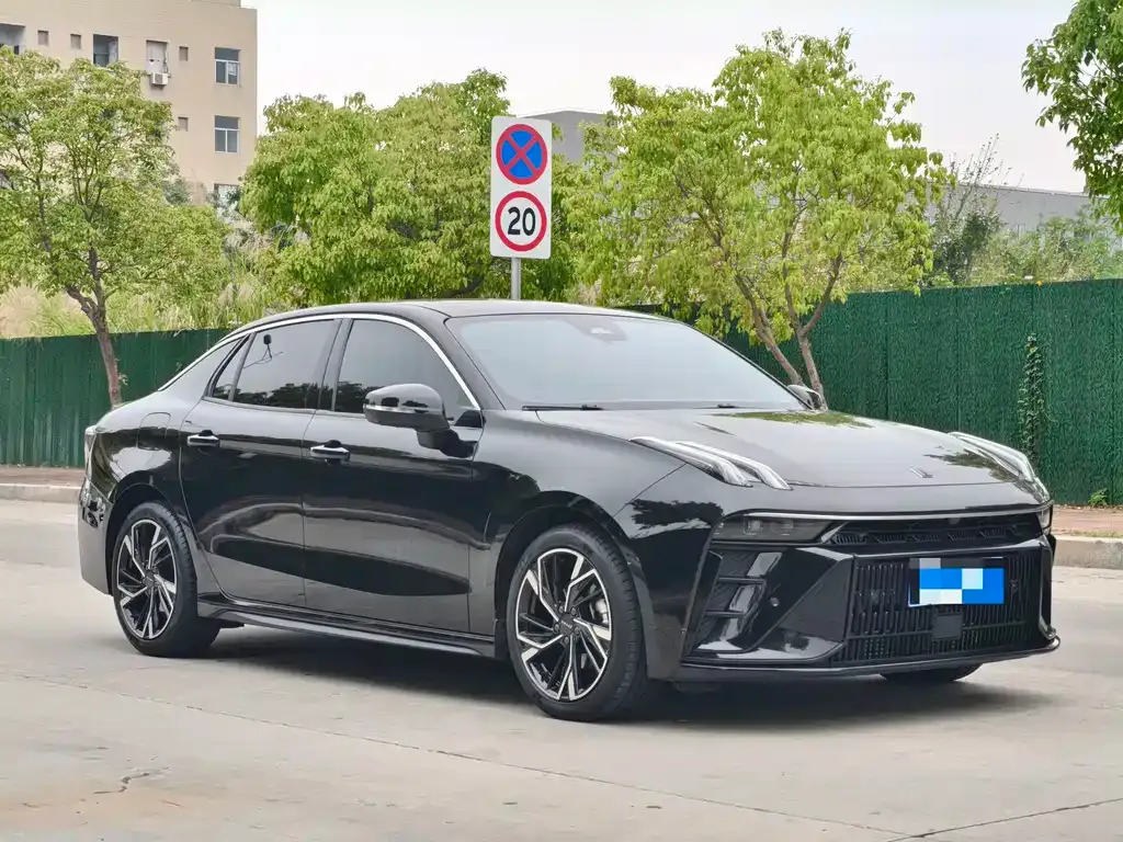 Lynk & Co 03 2023 из CN, фото 5