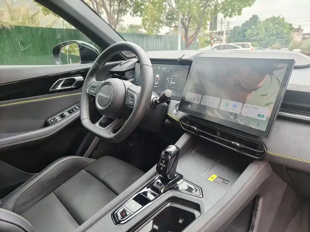 Lynk & Co 03 2023 из CN, фото 7