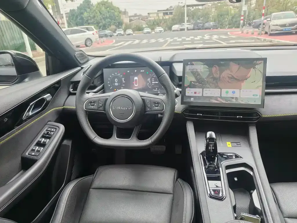 Lynk & Co 03 2023 из CN, фото 8