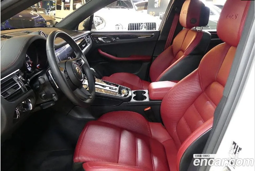 Porsche Macan 2024 из KR, фото 7