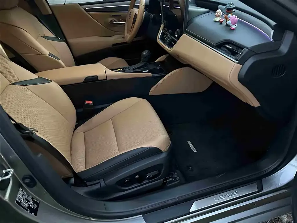 Lexus ES 2025 из CN, фото 7