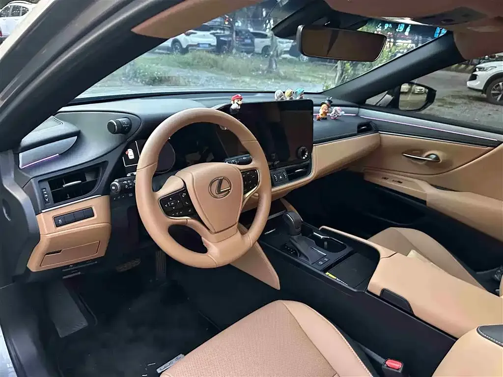 Lexus ES 2025 из CN, фото 8