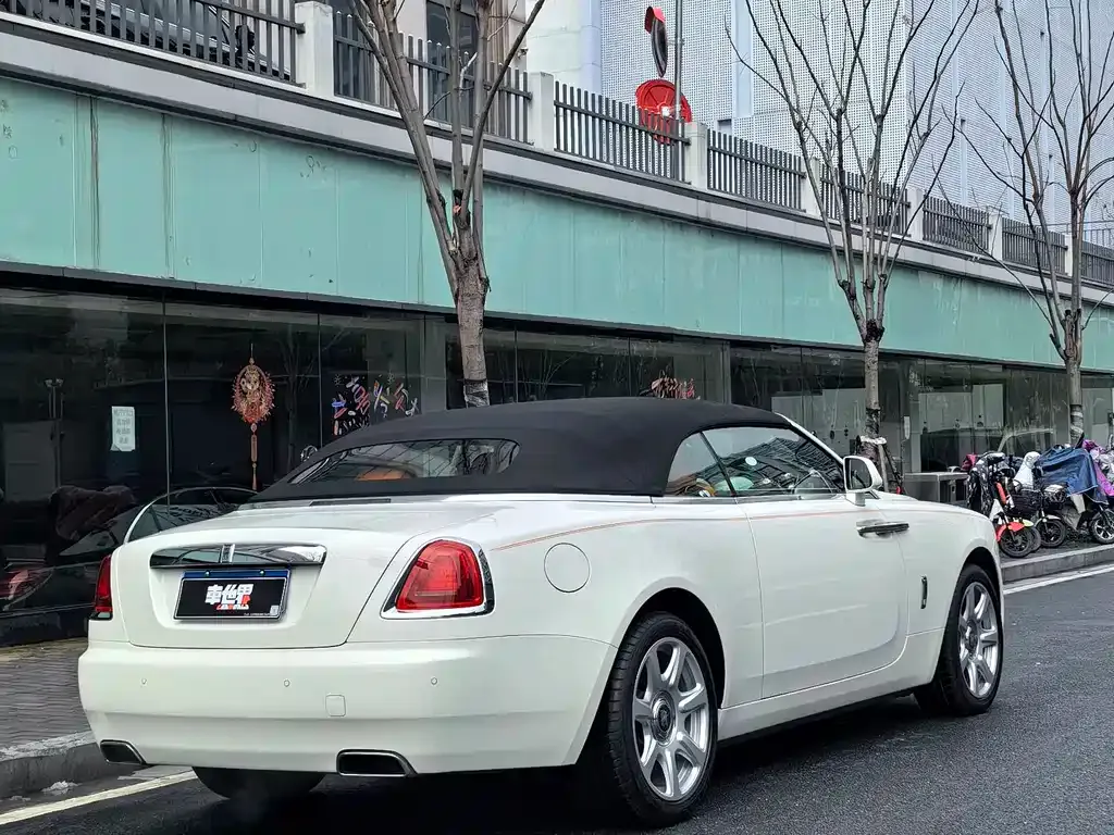 Rolls-Royce Dawn 2021 из CN, фото 4