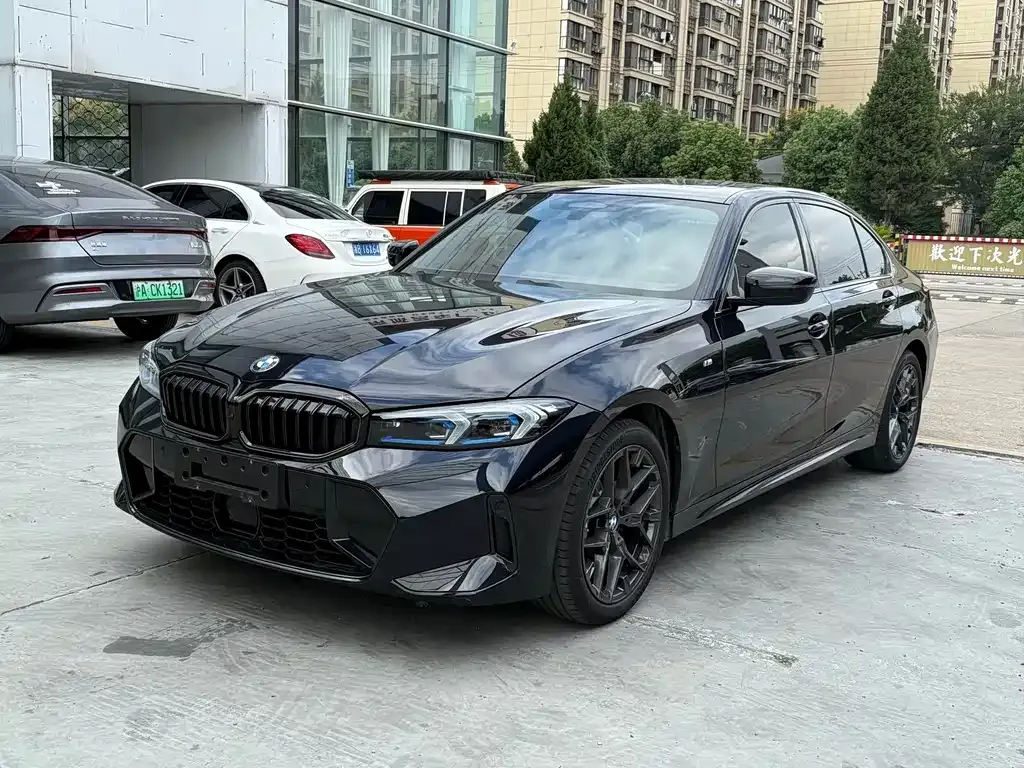BMW 3 Series — фото 1