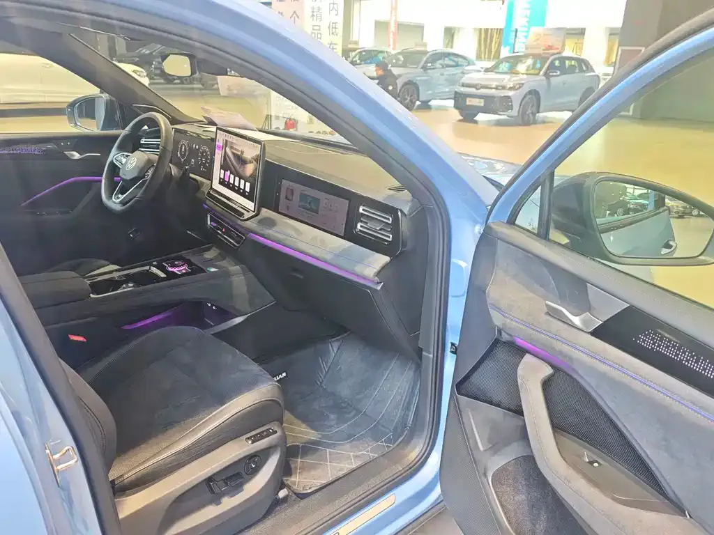 Volkswagen Tiguan L 2024 из CN, фото 10