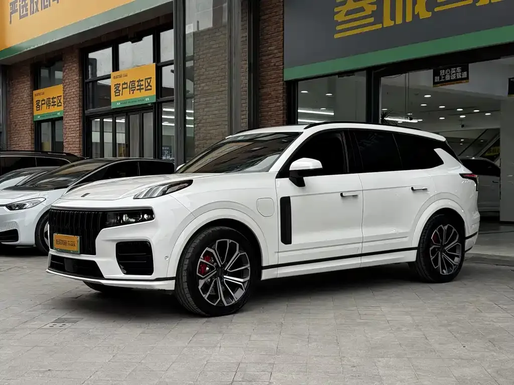 Lynk & Co 09 2023 из CN, фото 4