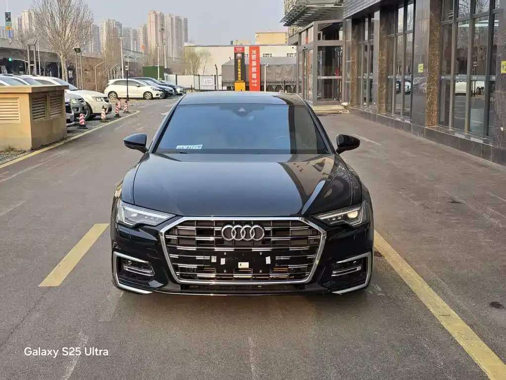 Audi A6L 2023 из CN, фото 3