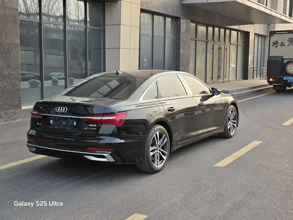 Audi A6L 2023 из CN, фото 9