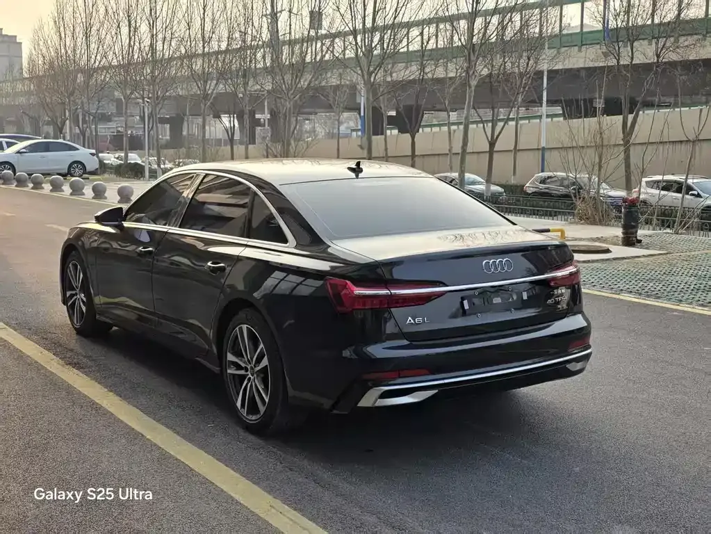 Audi A6L 2023 из CN, фото 7