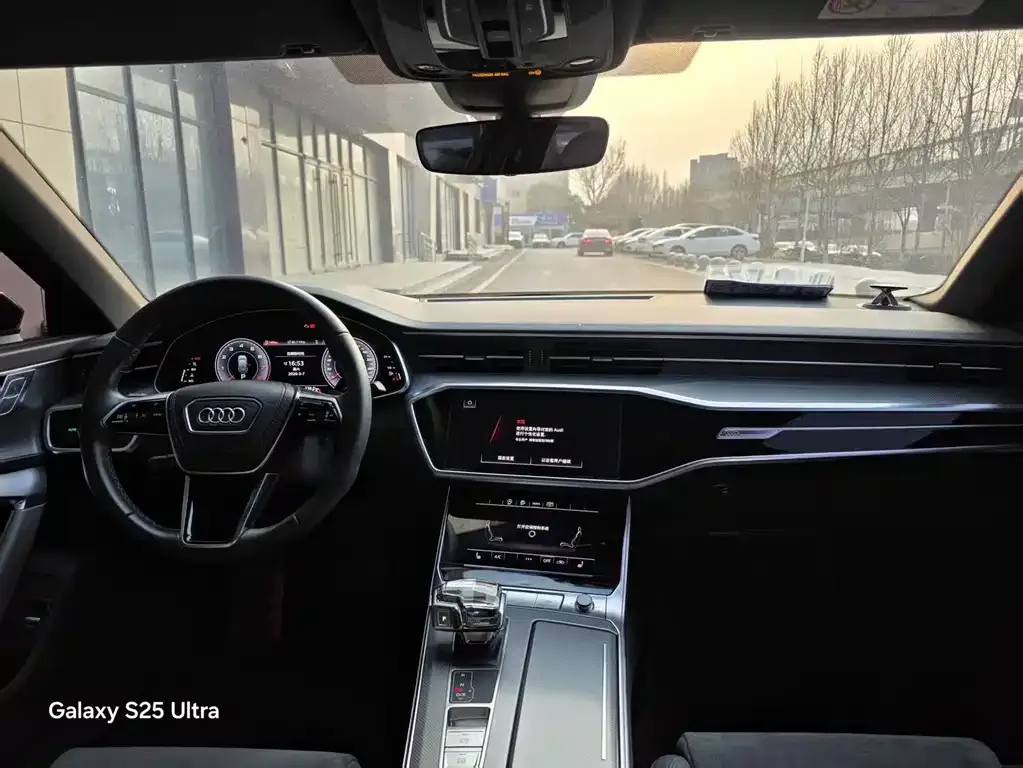 Audi A6L 2023 из CN, фото 5