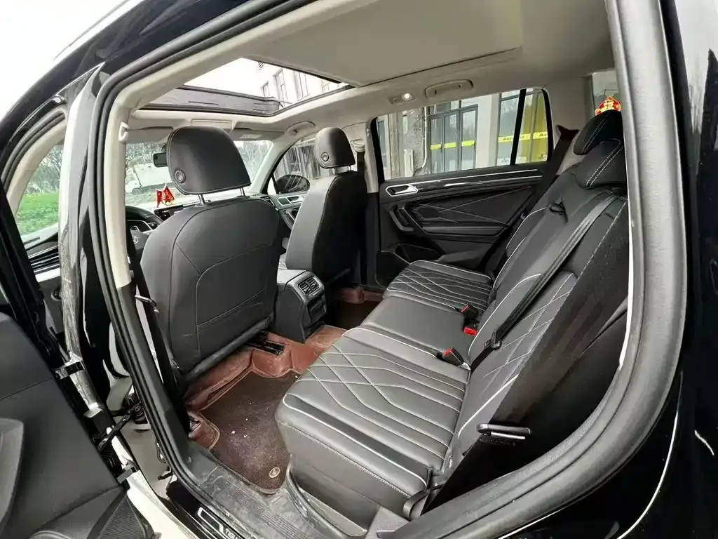 Volkswagen Tiguan L 2025 из CN, фото 3