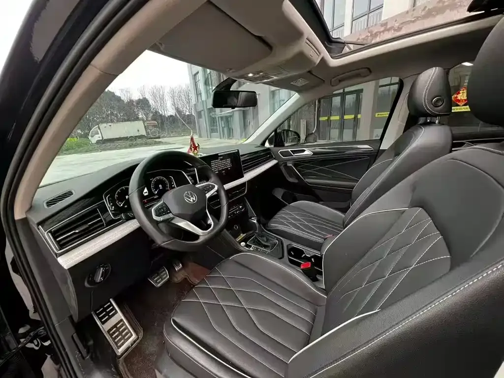 Volkswagen Tiguan L 2025 из CN, фото 8