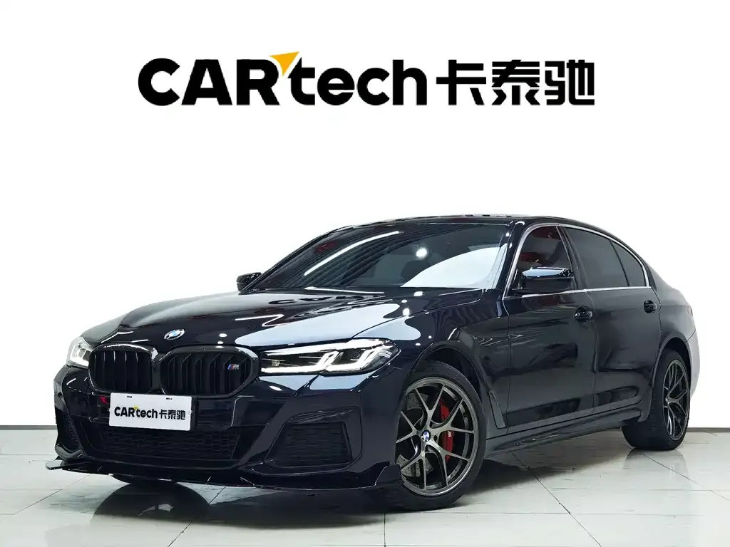 BMW 5 Series — фото 1
