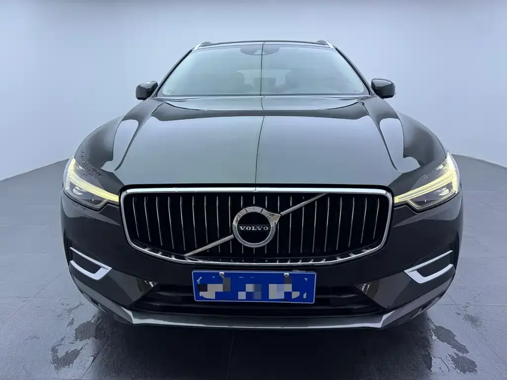 Volvo XC60 — фото 2