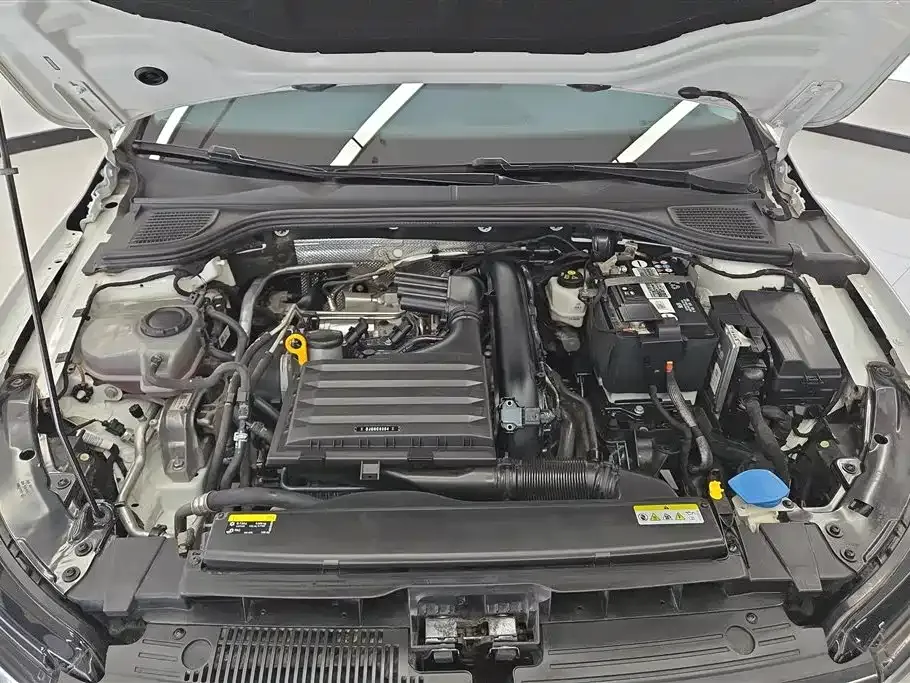 Volkswagen Golf 2021 из CN, фото 9
