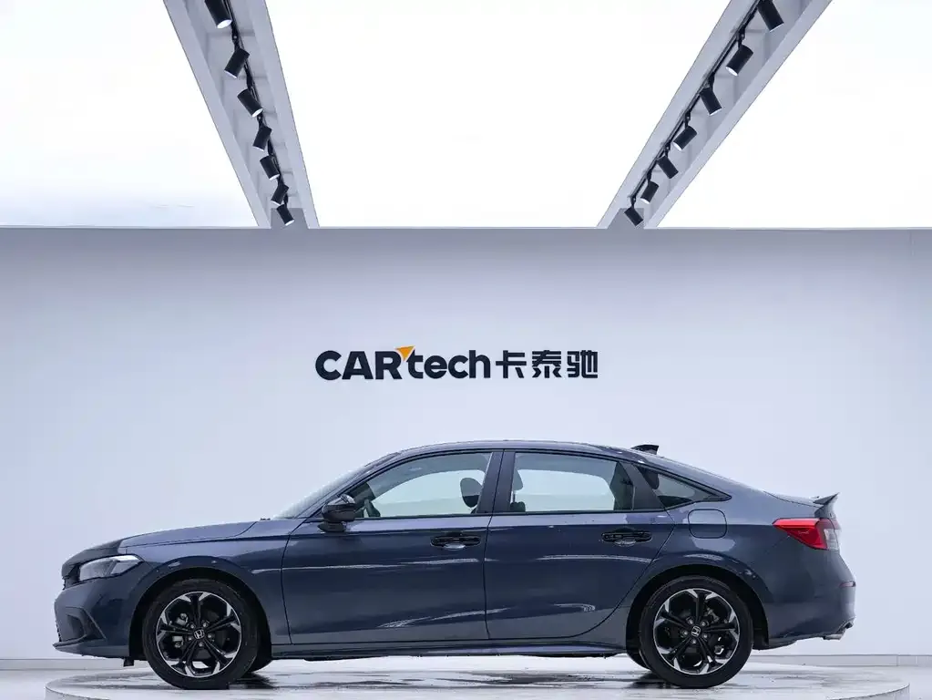 Honda Civic — фото 2