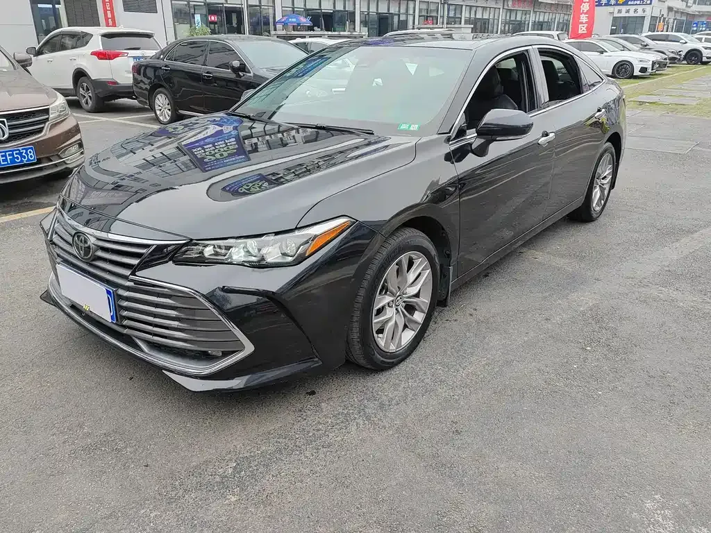 Toyota Avalon 2021 из CN, фото 1