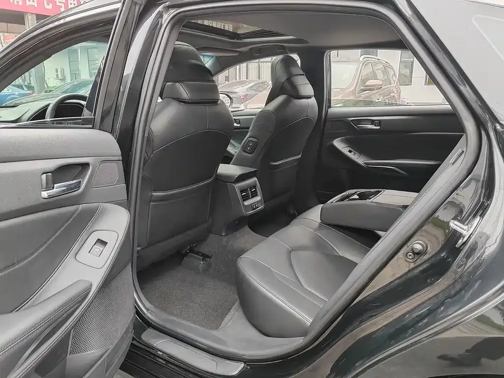 Toyota Avalon 2021 из CN, фото 6