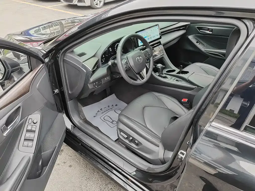Toyota Avalon 2021 из CN, фото 7