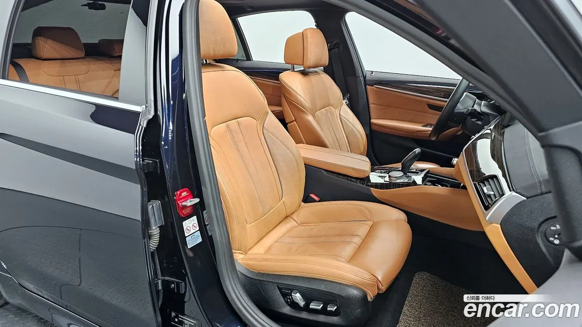 BMW 5-Series 2021 из KR, фото 6