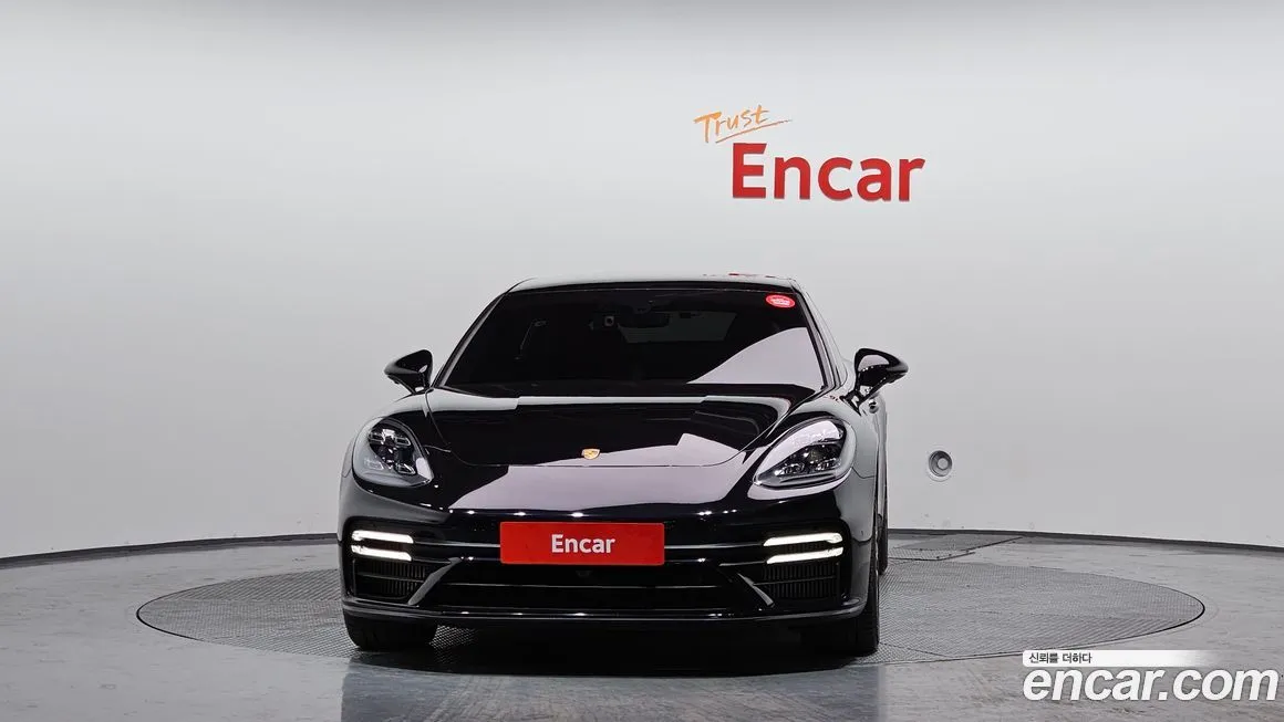Porsche Panamera 2021 из KR, фото 2
