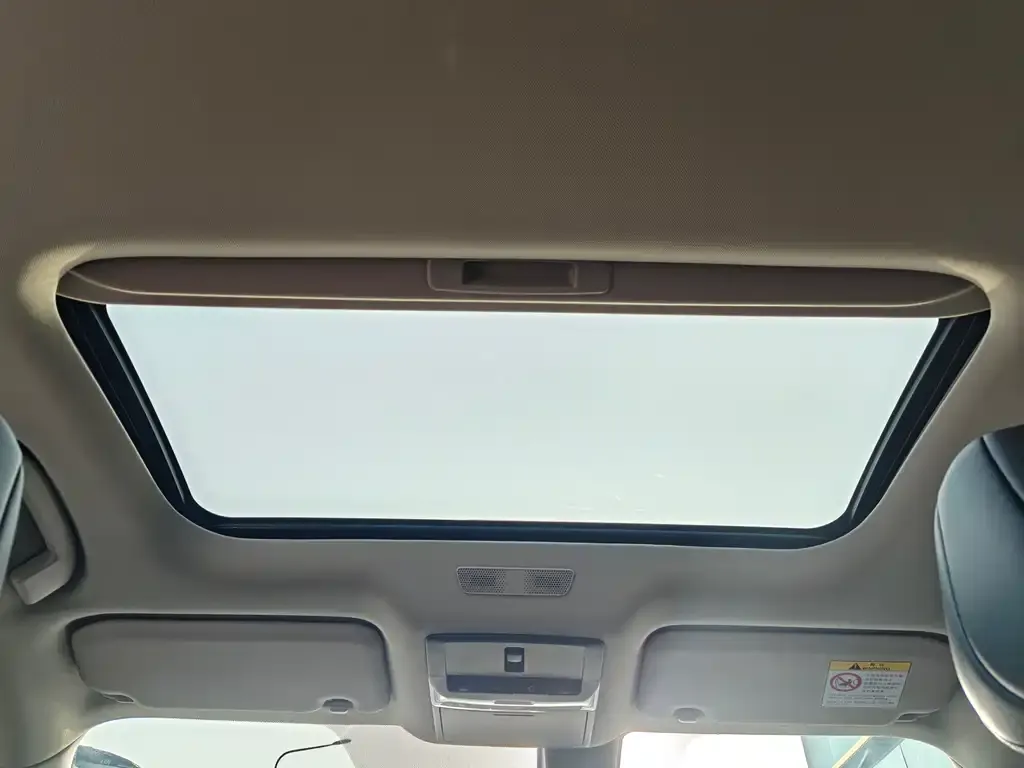 Nissan Sylphy 2022 из CN, фото 2