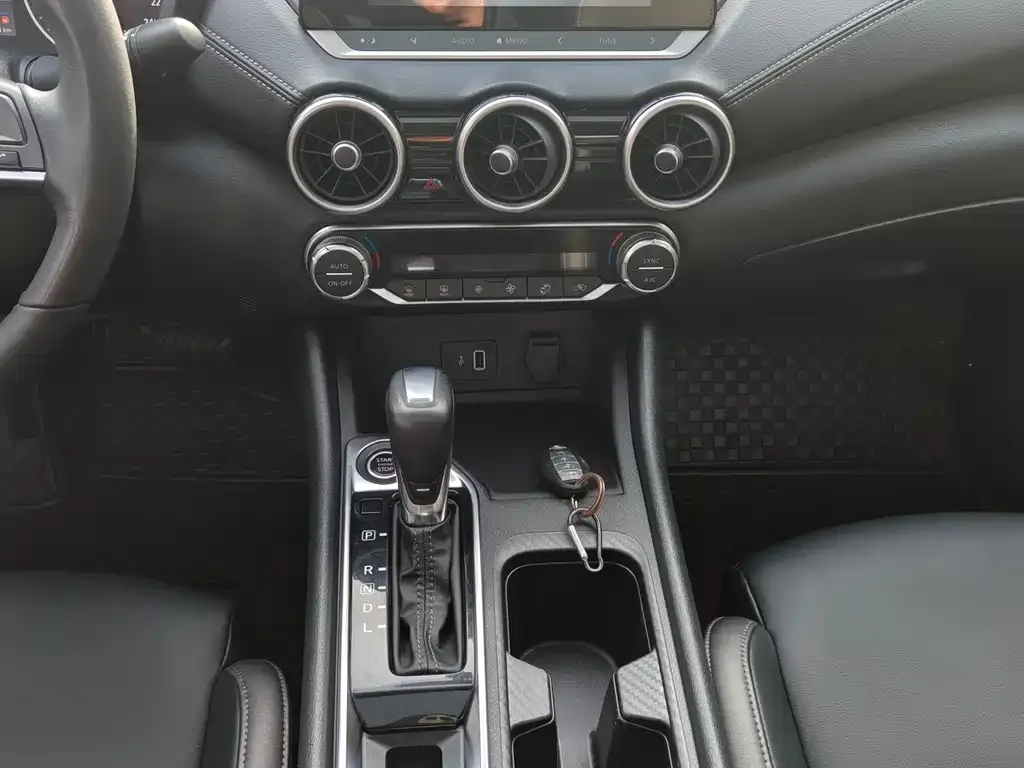 Nissan Sylphy 2022 из CN, фото 5