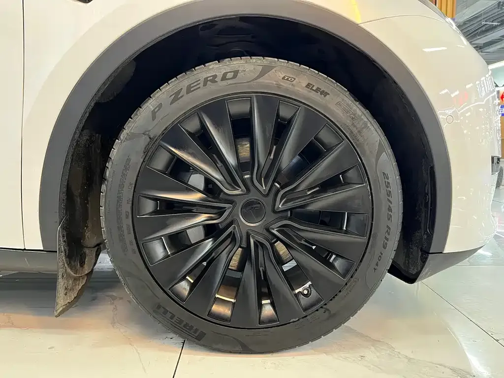 Tesla Model Y 2023 из CN, фото 4