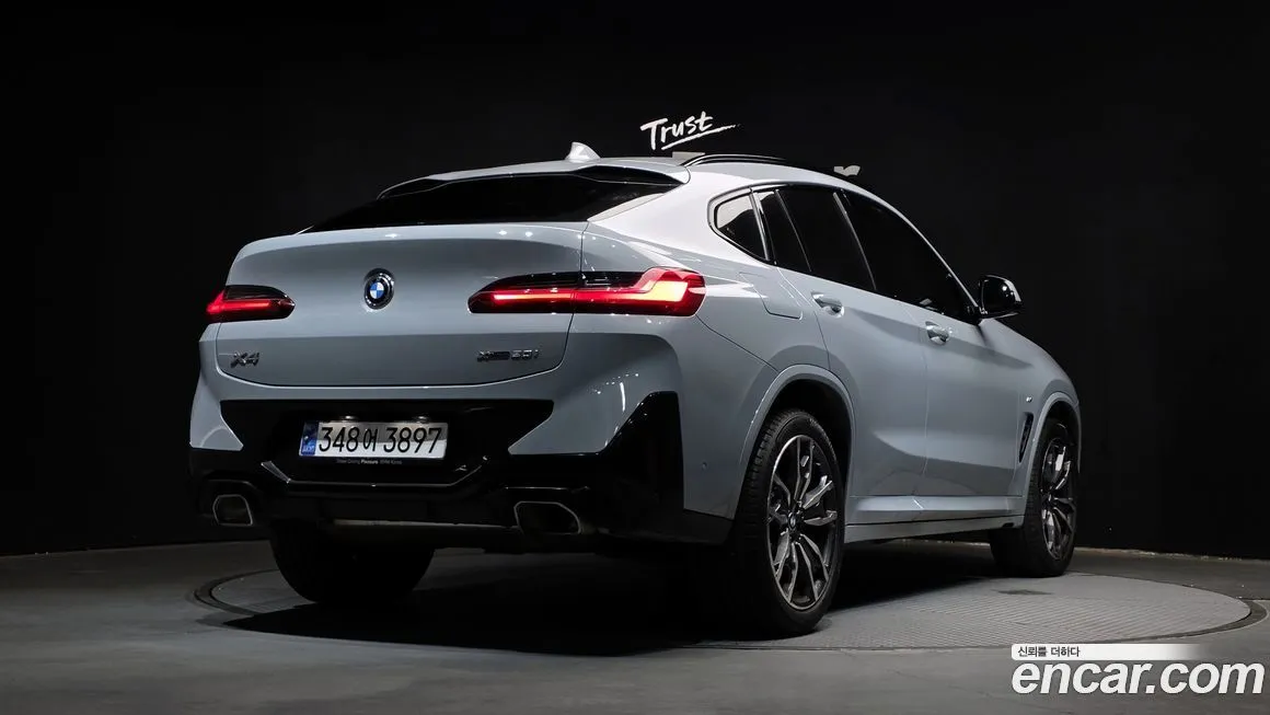 BMW X4 2025 из KR, фото 2