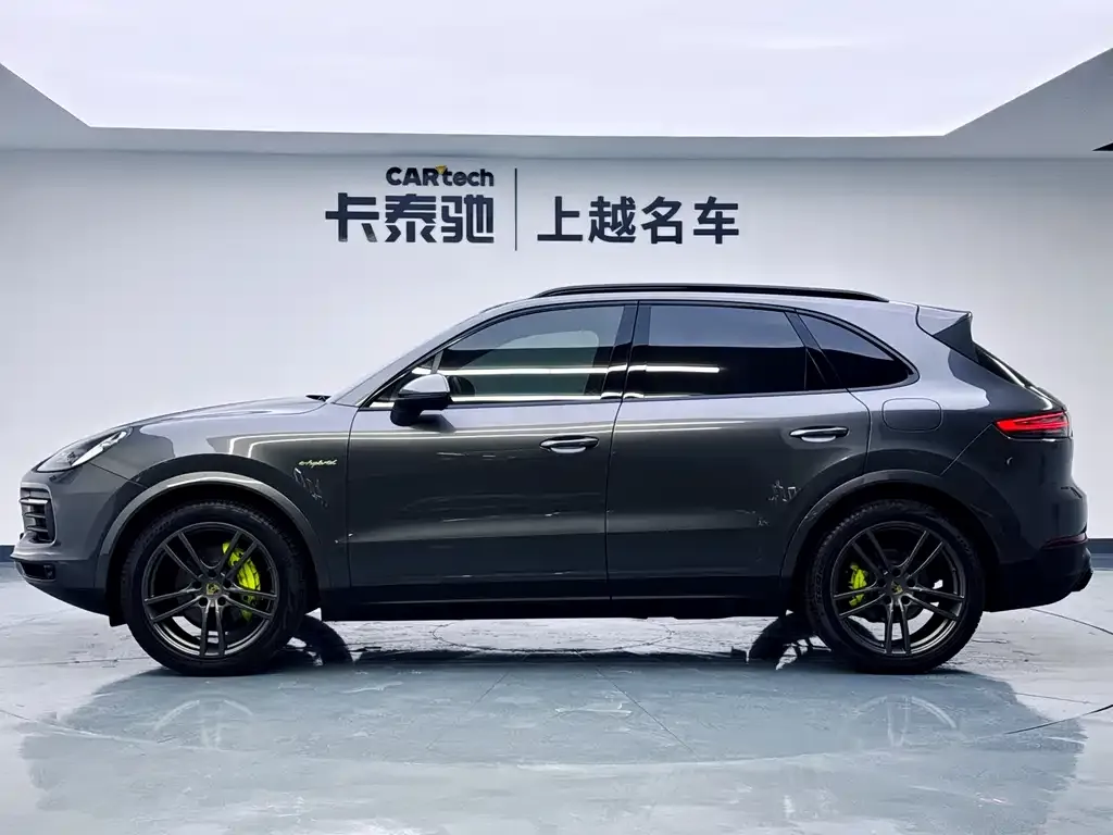 Porsche Cayenne Hybrid — фото 3