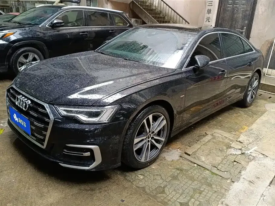 Audi A6L 2023 из CN, фото 1