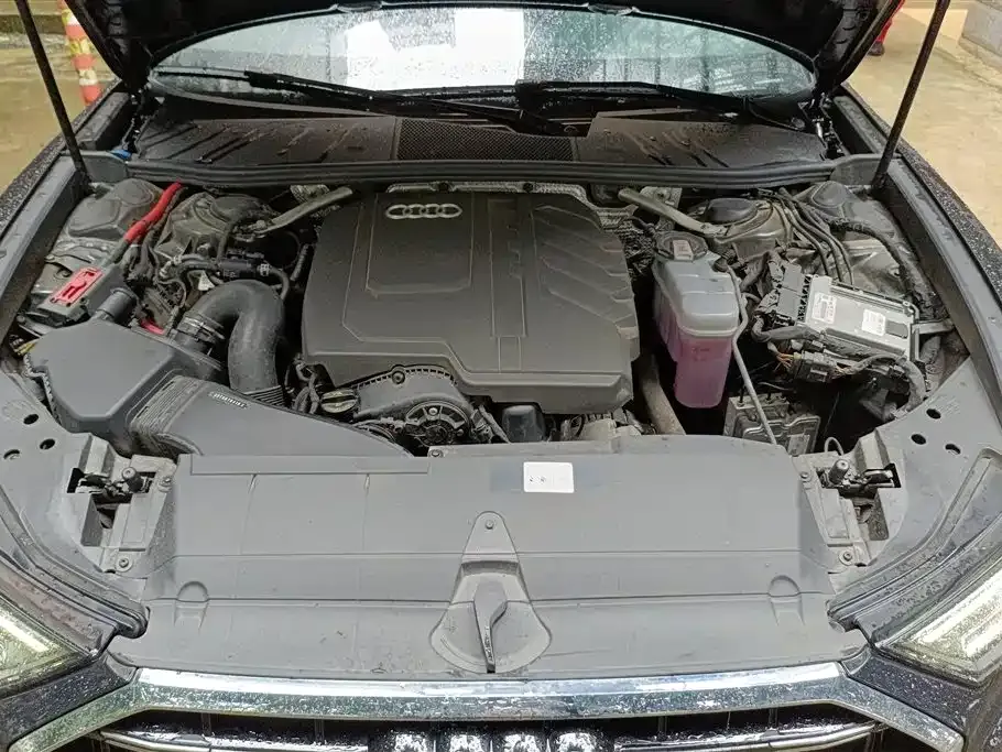 Audi A6L 2023 из CN, фото 7