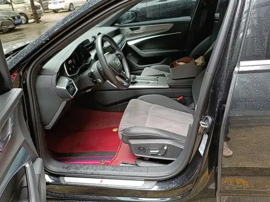 Audi A6L 2023 из CN, фото 4