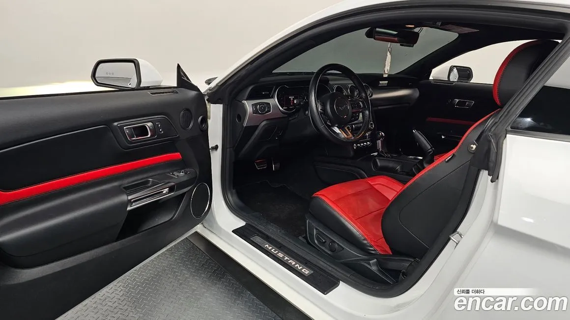 Ford Mustang 2022 из KR, фото 10