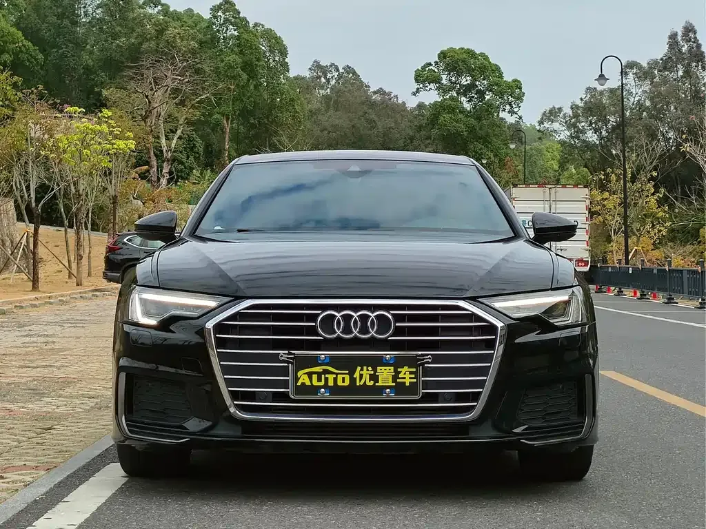 Audi A6L — фото 5